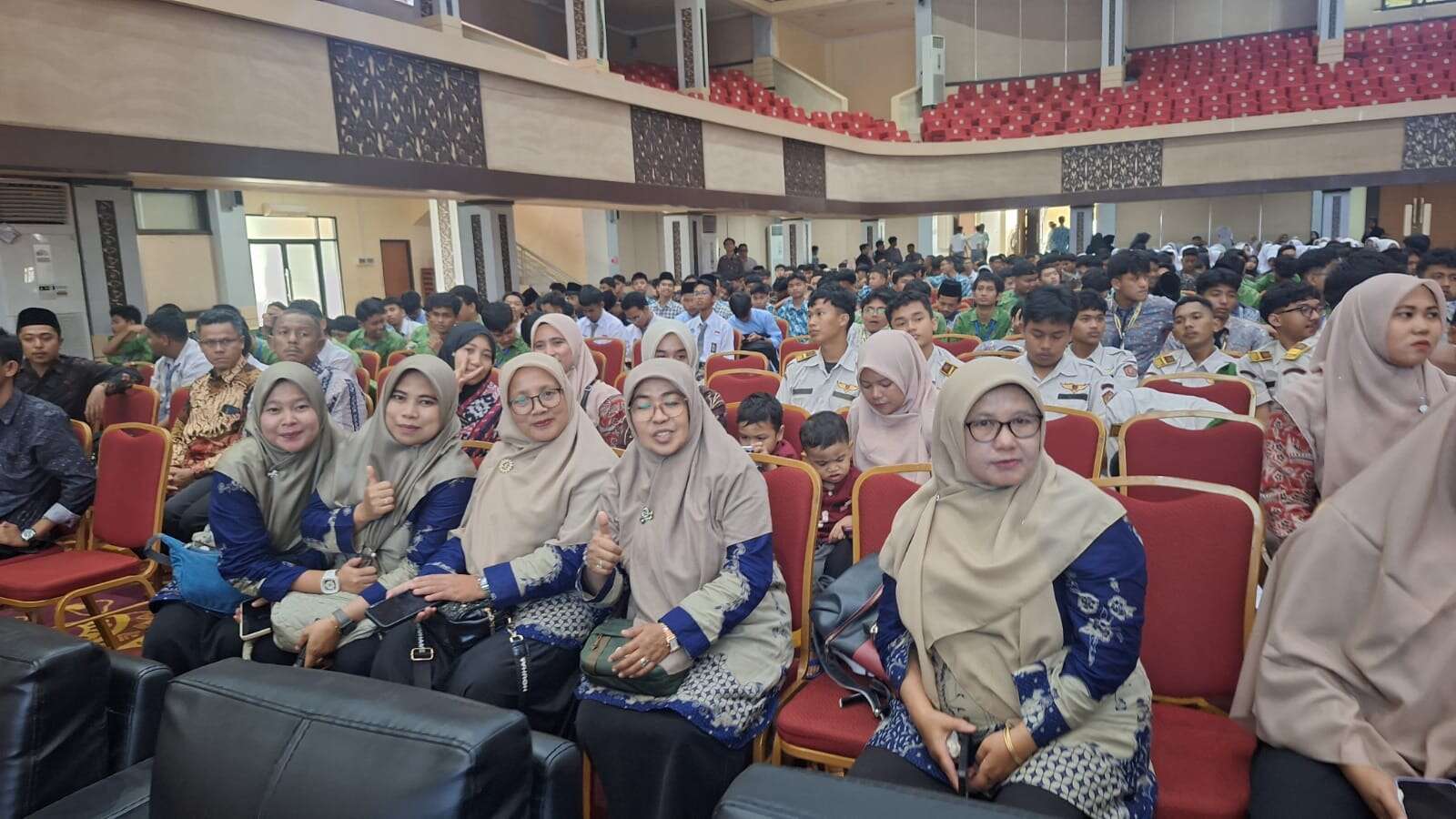 STUDY CAMPUS SISWA SMANDATIKA KE UNP DAN PNP